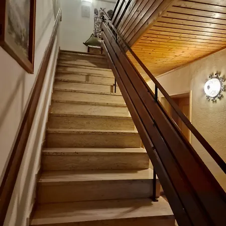 Rosy's House 3* Бад Гоисерн